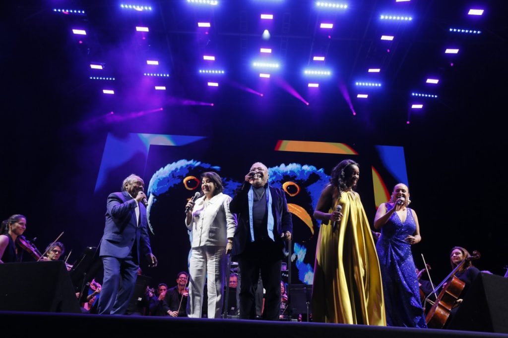 O século do GLOBO é musicado no Projeto Aquarius, que levou milhares de pessoas à Praça Mauá