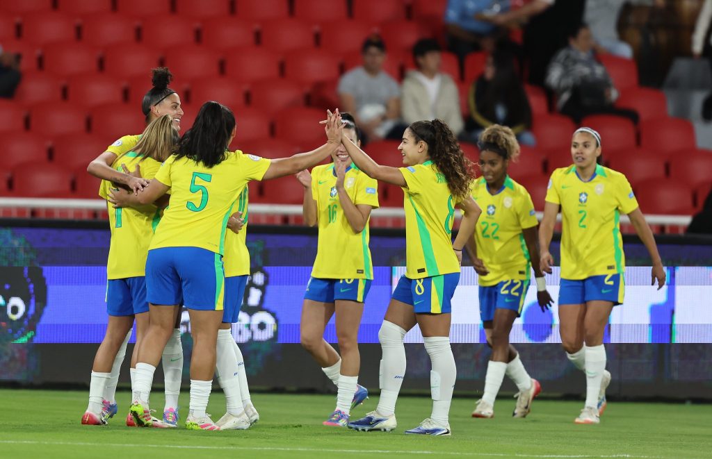 Com rivalidade em alta e novas estrelas, Brasil reencontra Colômbia na final da Copa América em busca do nono título