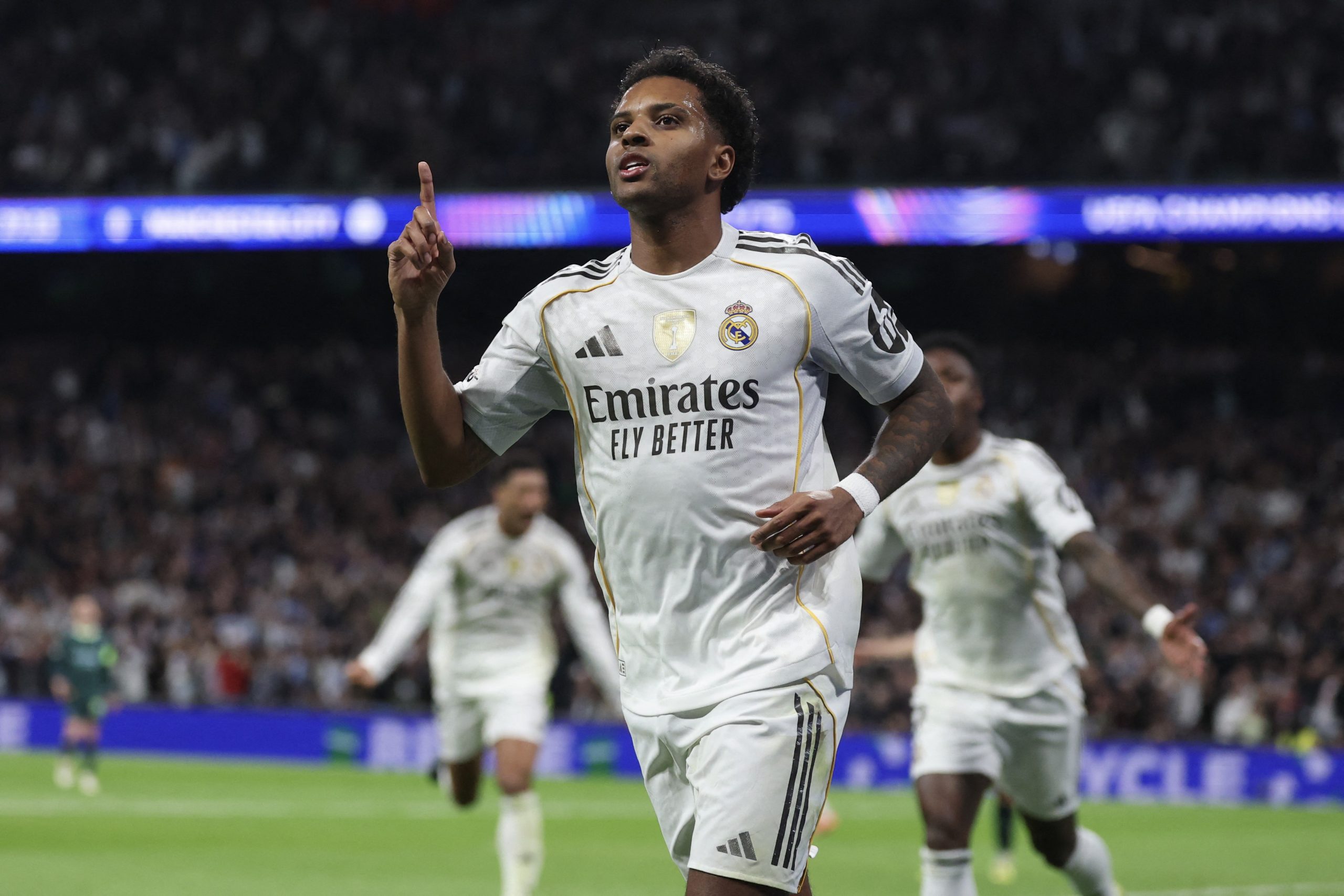 "Sucesso na Cirurgia de Joelho de Rodrygo, Jogador do Real Madrid"