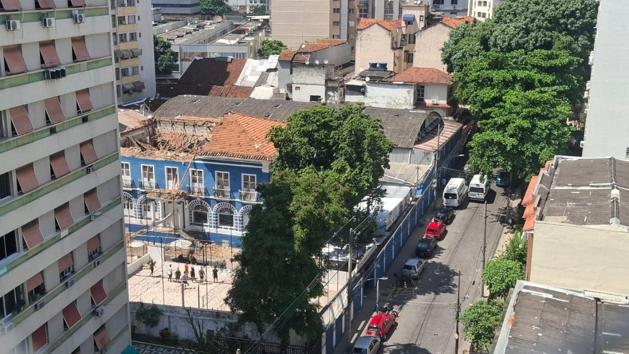 Defesa Civil interdita residência de moradores do Rio Comprido após incidente com telhado