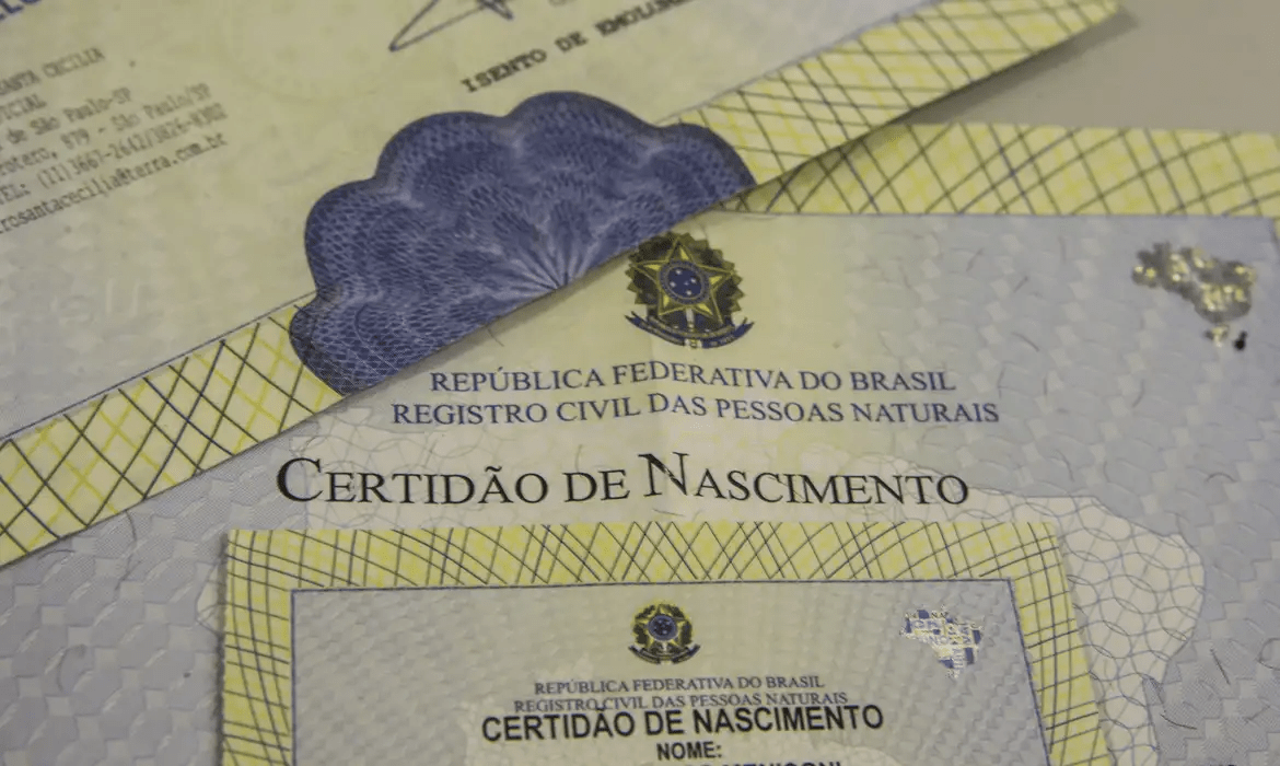 Iniciativa busca expandir a lista de documentos gratuitos para mulheres em situação vulnerável