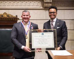 Parlamentar do PL é agraciado com a Medalha Pedro Ernesto na Assembleia Legislativa do Rio