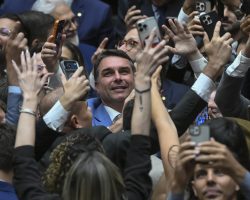 Flávio Bolsonaro lidera Lula nas intenções de voto no Rio, aponta levantamento