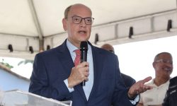 Aprovação da gestão de Ricardo Couto alcança 51,8% entre os fluminenses, revela Paraná Pesquisas