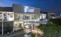 Color Park Mega aterrissa no Caxias Shopping com atrações de piscina de bolinhas e cama elástica