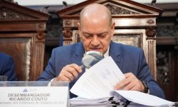 Governador em exercício do RJ intensifica controle sobre contratos superiores a R$ 10 milhões