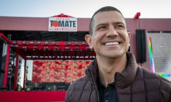 Douglas Ruas comparece à Festa do Tomate e discute projetos em Paty do Alferes