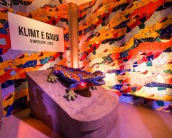 Exposição imersiva “Klimt e Gaudí” desembarca no Rio como a mais popular do planeta