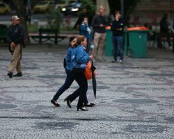 Rio de Janeiro se prepara para a quinta-feira mais fria do ano