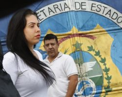 Monique Medeiros se apresenta à polícia em Bangu após decisão do STF que reativa sua prisão no caso Henry Borel