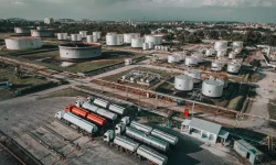 Governo do Rio impede atividades de distribuidoras do Grupo Fit e intensifica pressão sobre Ricardo Magro