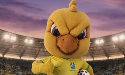 Canarinho visita loja da Vivo no Barra Shopping neste sábado