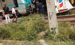 Acidente entre trem e ônibus causa tombamento em passagem de nível na Costa Barros