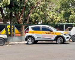 Detran RJ oferece aulas gratuitas de direção para público com necessidades especiais.