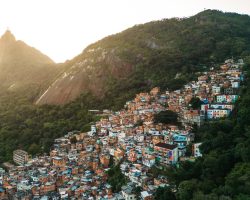 Rio de Janeiro intensifica investimentos em projetos para estabilização de encostas e prevenção de deslizamentos