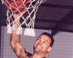 MORRE OSCAR SCHMIDT, O “MÃO SANTA” DO BASQUETE BRASILEIRO, AOS 68 ANOS